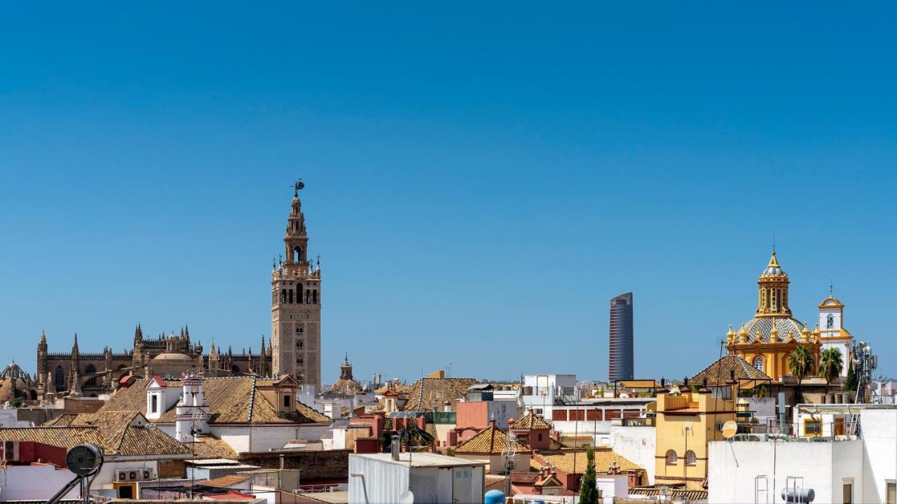 Palacio Del Siglo XVII Frente A Los Jardines De Murillo Севілья Екстер'єр фото